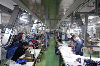 从小作坊到年产值7亿的针织王国,安东尼如何开启突围之路?