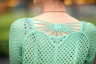 岚山湖 2012秋冬新品热卖 镂空甜美后背勾花镂空针织衫