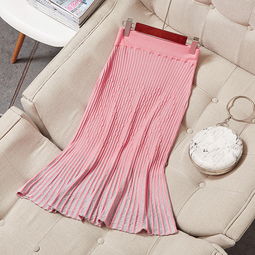 施悦名 精品女装早春新款喇叭袖压褶针织衫包臀鱼尾裙套装